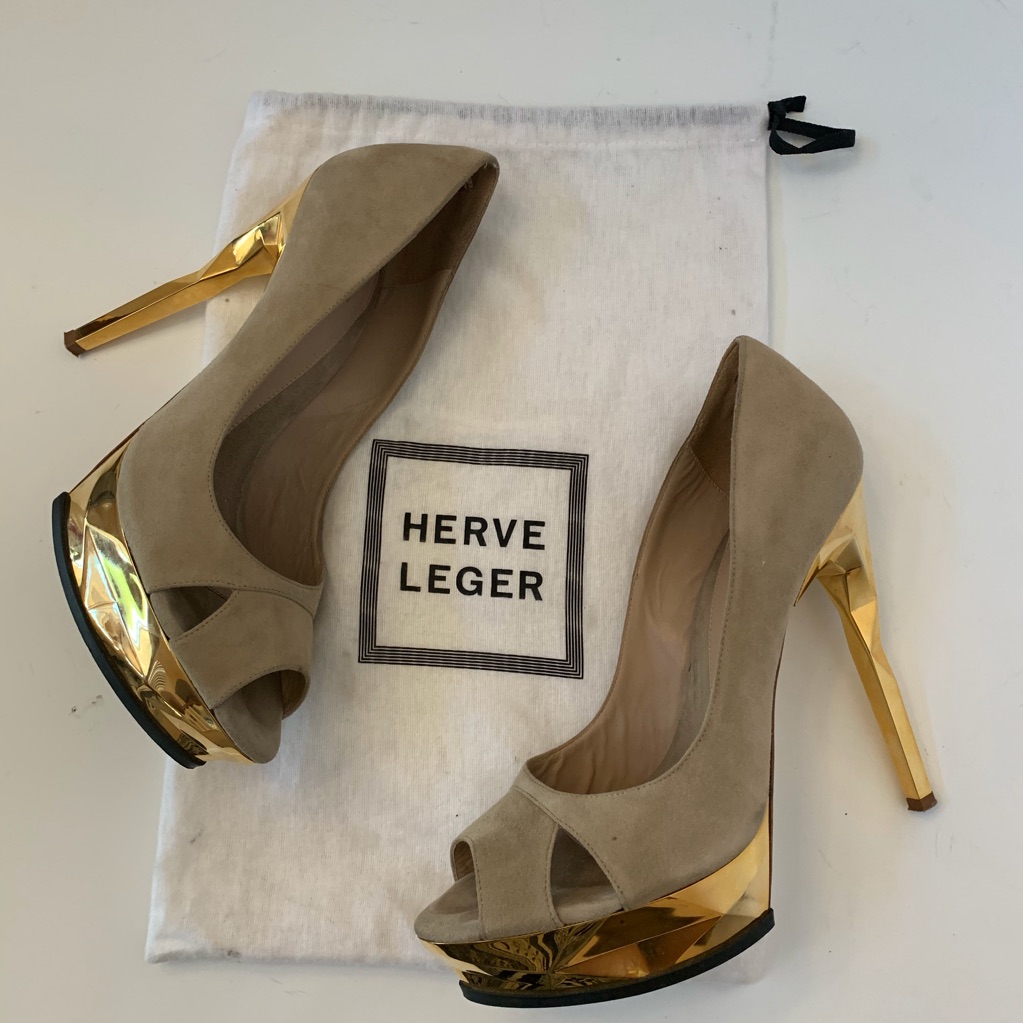 Herve Leger Kellia Nude Lamb Suede Gold Prism Heel